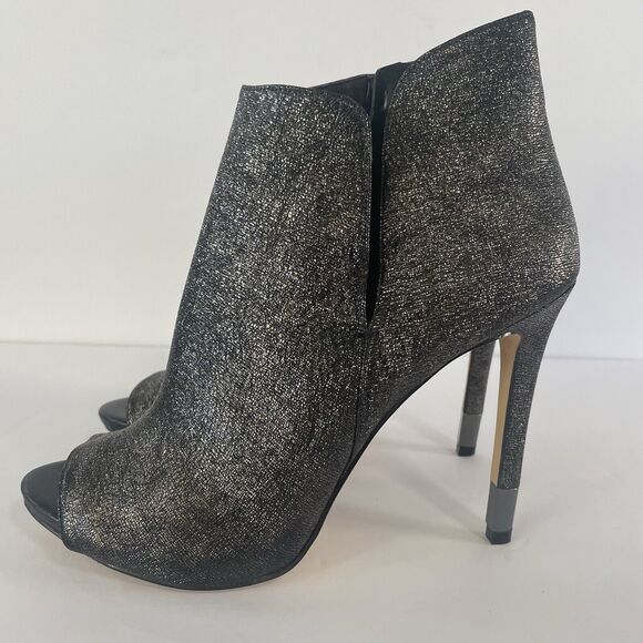 GUESS Gwadara Metallic Boots Booties Womens Size 9M Silver Tip Stiletto Heels - Picture 2 of 8